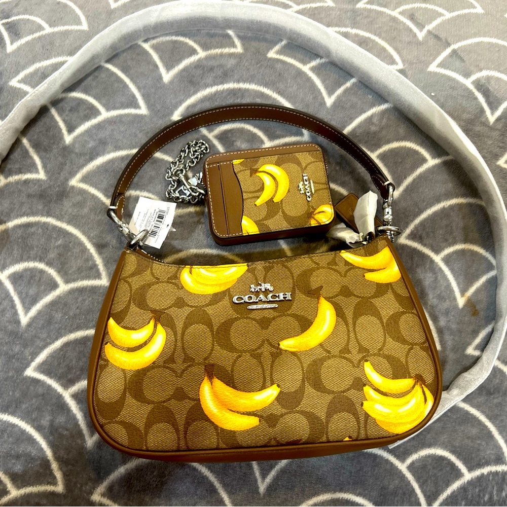 Teri Shoulder Bag In Signature Canvas With Banana Print and zip card case